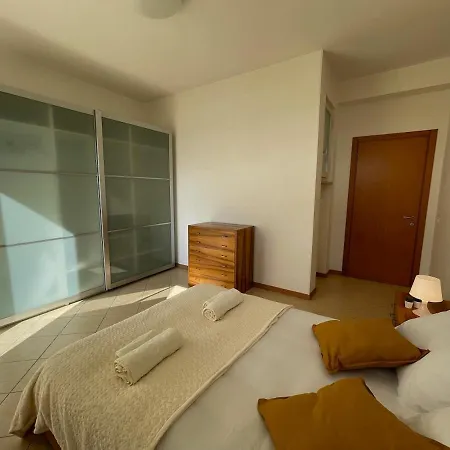 Historic Center Penthouse 6 Minutes From The Station Daire *