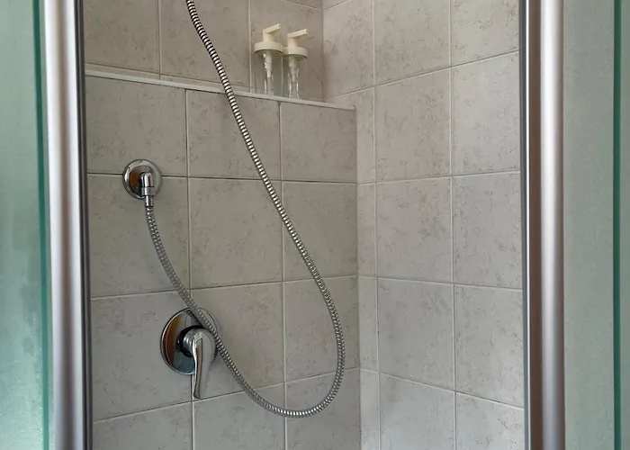 Historic Center Penthouse 6 Minutes From The Station 아파트